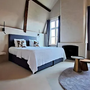4* Отель Montanus
